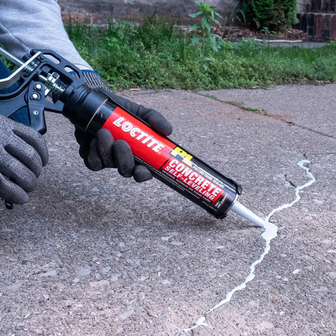 Loctite PL Self-Leveling Concrete, Limestone Polyurethane Sealant, 28 fl oz Cartridge, 1 Pack